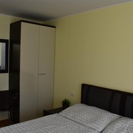 Apartment Vikroria - Halkova 5 Praga Zewnętrze zdjęcie