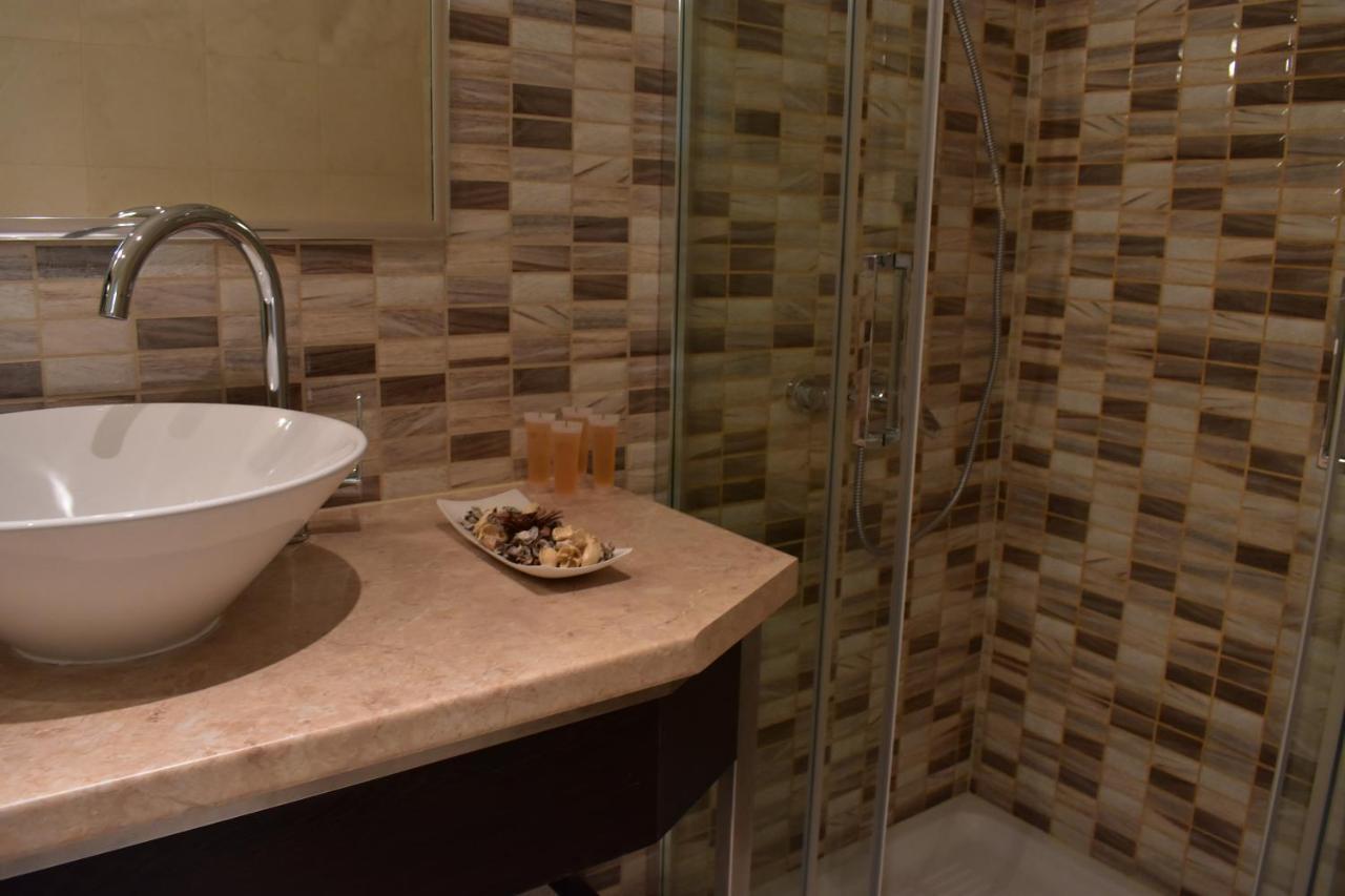 Apartment Vikroria - Halkova 5 Praga Zewnętrze zdjęcie